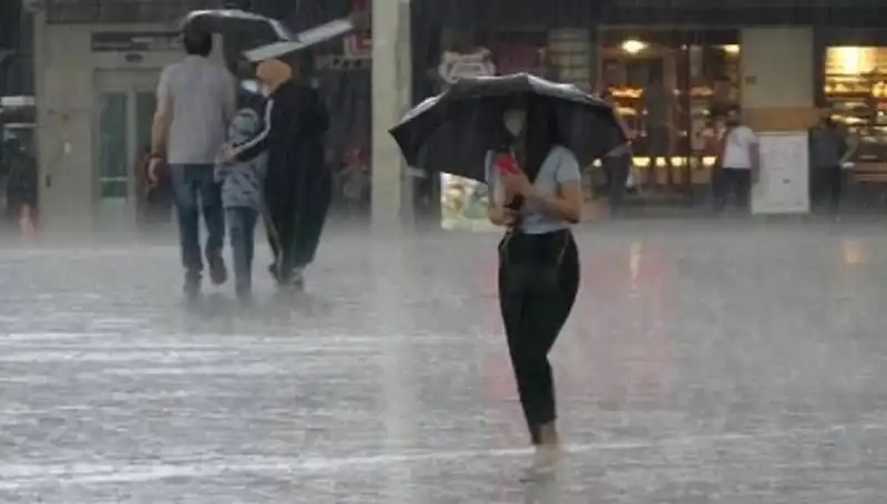 Marmara Bölgesi'nde Serin Hava ve Yoğun Yağış Beklentisi
