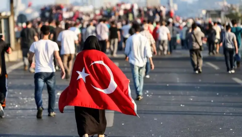 Kabineden 15 Temmuz’a Özel Anlamlı Mesajlar ve Değerlendirmeler