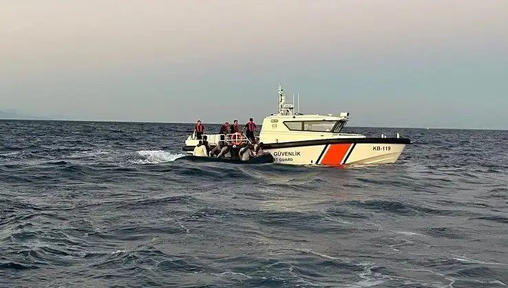 Ayvacık Açıklarında Yakalayan 17 Göçmenin Dramı: Yeni Bir Umut Arayışı