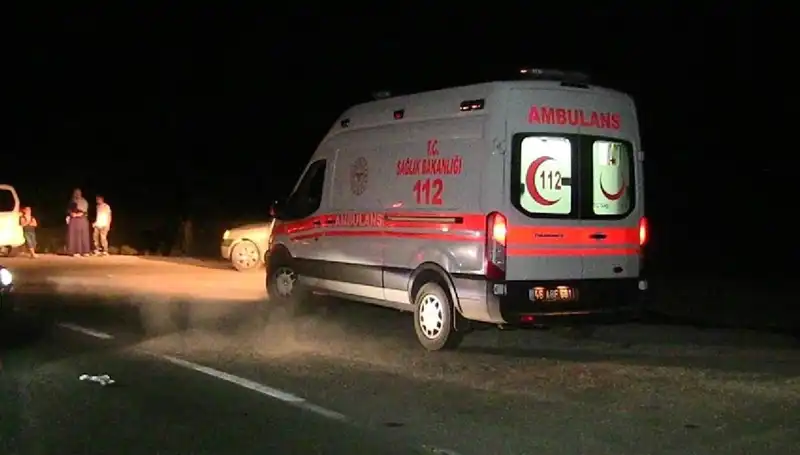 Motosiklet Kazası: Genç Adam Hayatını Kaybetti, Yolcu Ağır Yaralandı