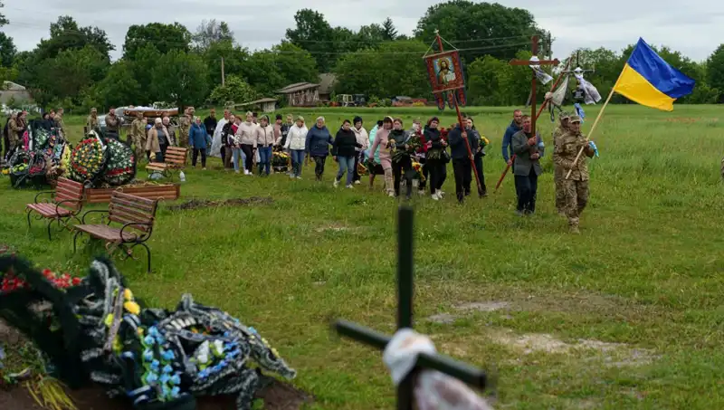 İngiliz Asker Ukrayna'da Hayatını Kaybetti: Savaşın Karanlık Yüzü