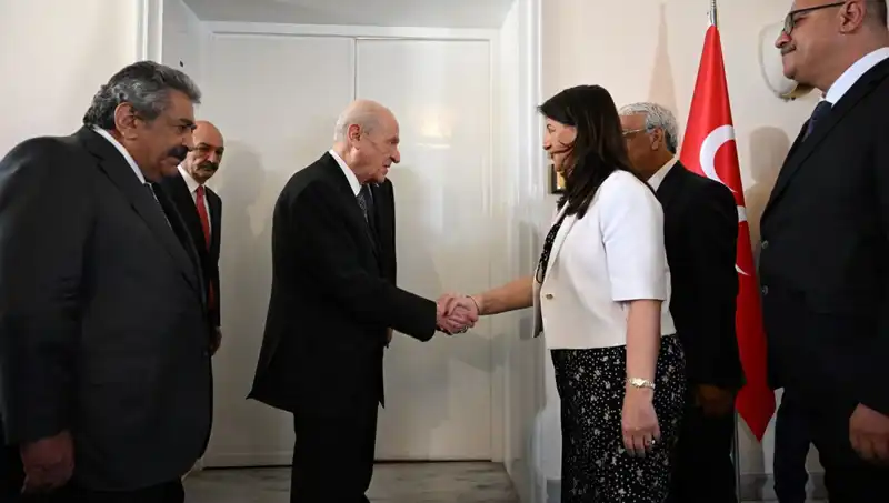 MHP Lideri Bahçeli, DEM Parti Heyeti ile Önemli Görüşme Gerçekleştirdi