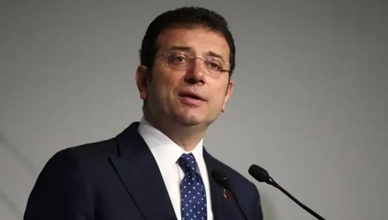 Ekrem İmamoğlu'nun Diploma Davası İlk Duruşmasında Neler Yaşandı?