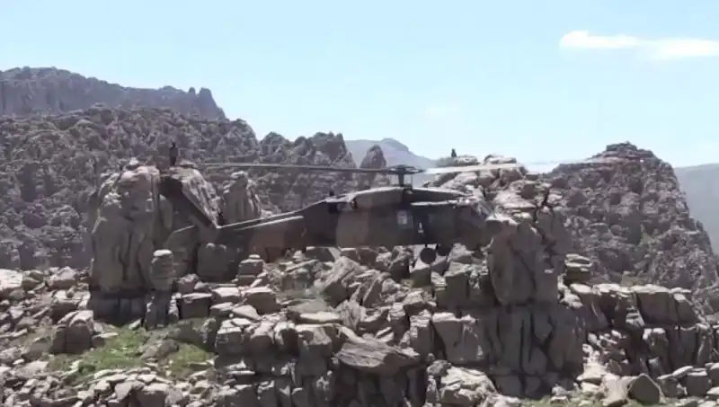 PKK'nın Silah Bırakma Süreci: Neler Olacak, Kimler Katılacak?