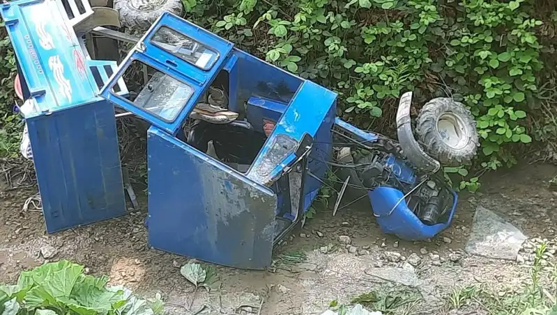 Kontrolden Çıkan Pat Pat Dereye Devrildi: Yaralıların Durumu Kritik!