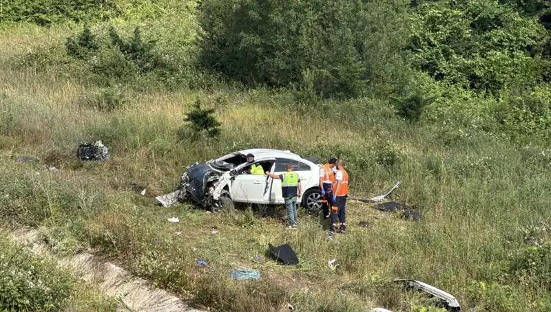 Kuzey Marmara Otoyolu’nda Dehşet Veren Kaza: Araç Şarampole Yuvarlandı!