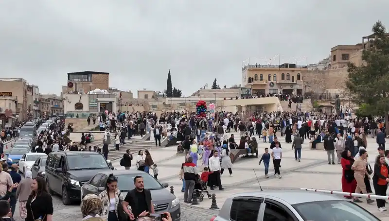 Mardin'de Ramazan Bayramı'nda Tarihi Bir Turist Ziyareti Gerçekleşti