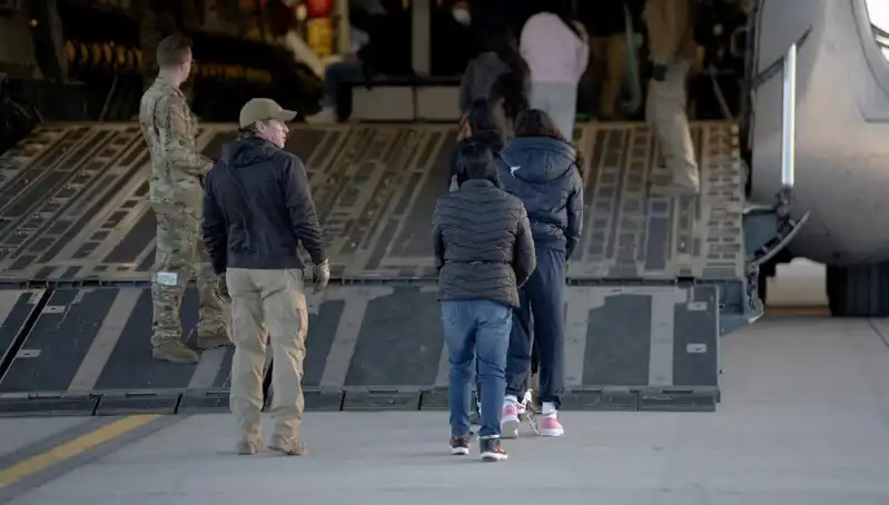 Kosova, ABD'den Sınır Dışı Edilen Göçmenleri Kabul Etmek İçin Başvuruda Bulundu