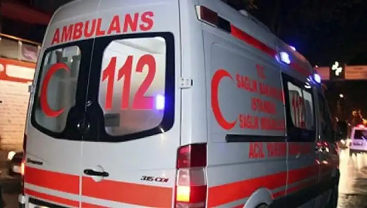 Afyonkarahisar'da Otomobil Devrildi: Korkunç Kaza Sonucu 1 Ölü, 3 Yaralı