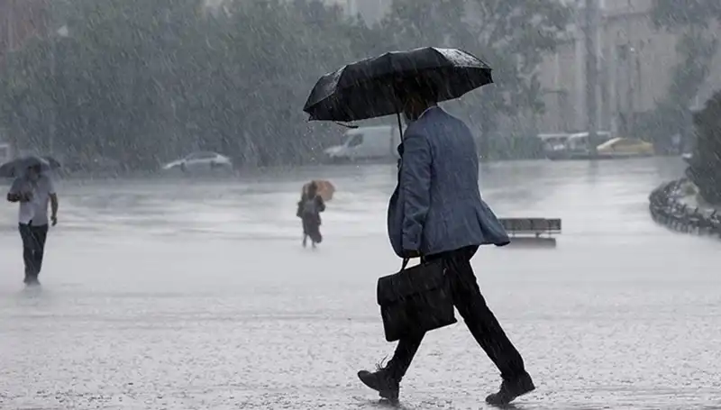 Meteoroloji'den Uyarı: Sağanak Yağış ve Fırtına Bizi Bekliyor!
