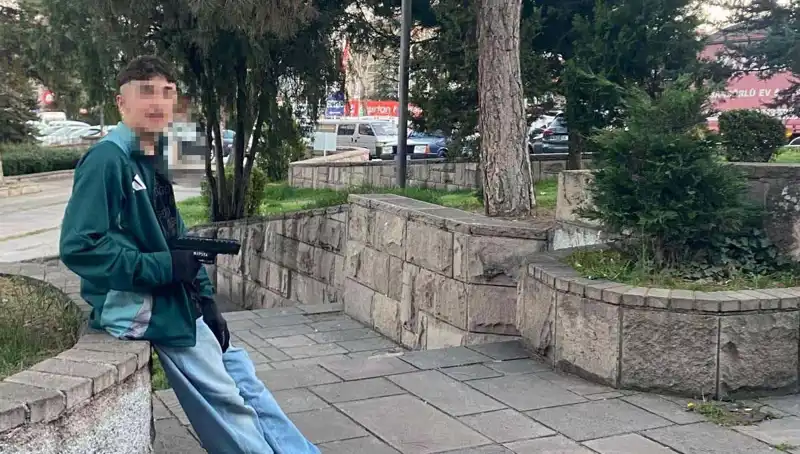 Yol Verme Kavgası: Üç Kardeş ve Babaları Cinayetle Yüzleşiyor