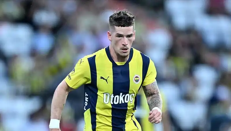 Ryan Kent’in Yeni Takımı: Futbolcu Transfer Sürecinin Perde Arkası