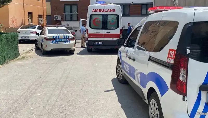 Bıçaklı Kavga: İki Kardeş ve Bir Polis Yaralı, Olayın Ardındaki Gerçekler
