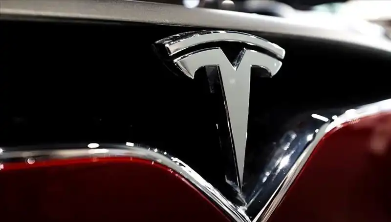 Tesla'da Ucuz Model Tartışması: FSD Bekleyen HW3 Sahiplerinin Beklentileri