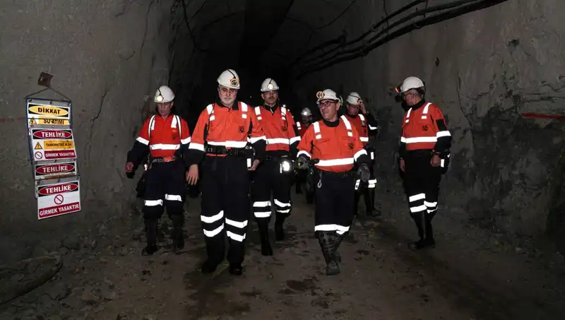 Bakan Işıkhan’ın Altın Madeni Ziyareti: Geleceğe Yön Verecek Adımlar