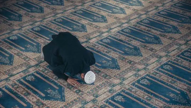 Cuma Namazı İçin Saat Bilgileri ve Kılınma Detayları