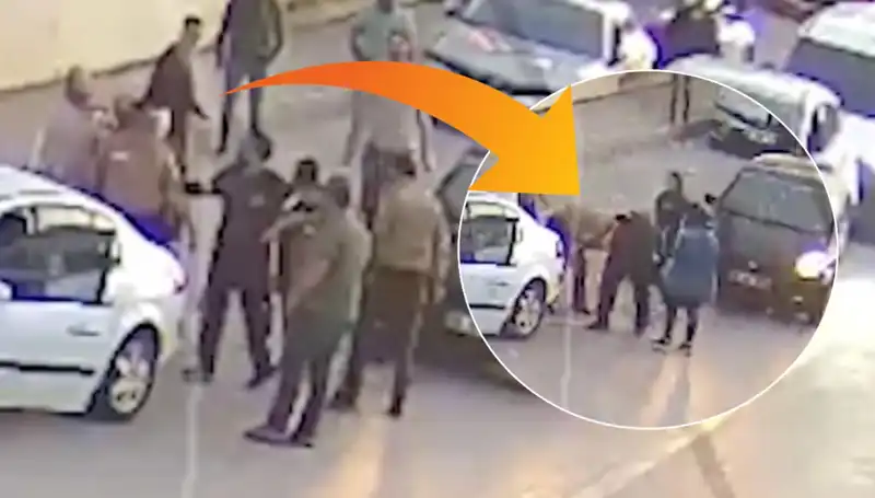 Trafikte Panik Anı: Anne Çocukları İçin Yardım İstedi