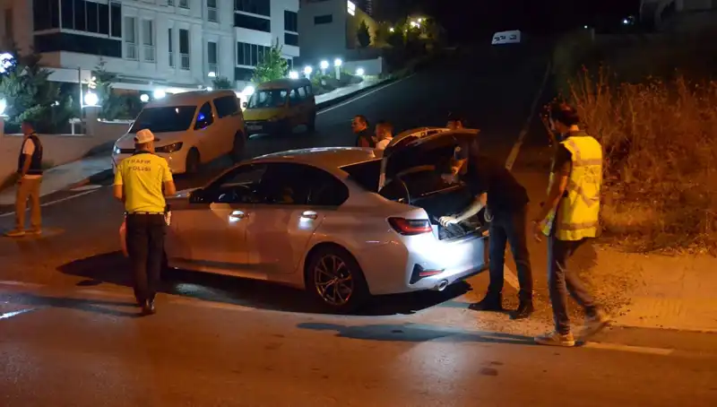 Edirne'de Denetimden Kaçmaya Çalışanlara Gözaltı Uygulaması