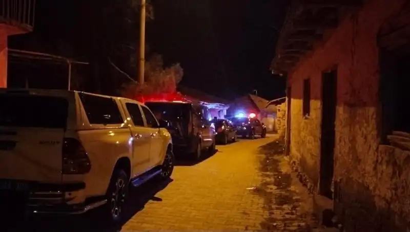 Bir Oğul, Babasını Taşla Katletti: Olayın Şok Edici Detayları