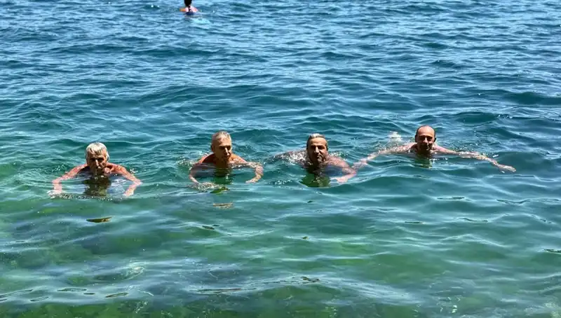 36 Derecede Sıcaktan Bunalanlar Plajlara Akın Etti!