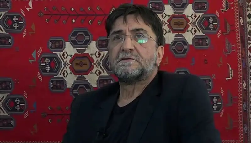 Nihat Genç Hayatını Kaybetti: Basın Dünyası Yas Tutuyor