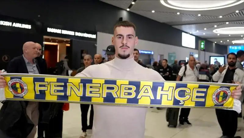 Fenerbahçe'den Çarpıcı Hamle: Mimovic'in Lisansı Çıkarıldı!