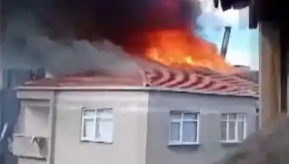 Bağcılar'da Dev Yangın: Beş Katlı Bina Alev Alev Yandı