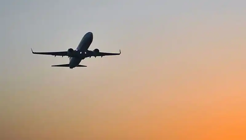 İstanbul'a Uçuşlar Yeniden Başlıyor: THY ve Pegasus Geri Döndü!