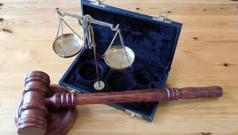 İrtikap Suçu Nedir? Hukuki Tanımı ve Cezai Yaptırımları