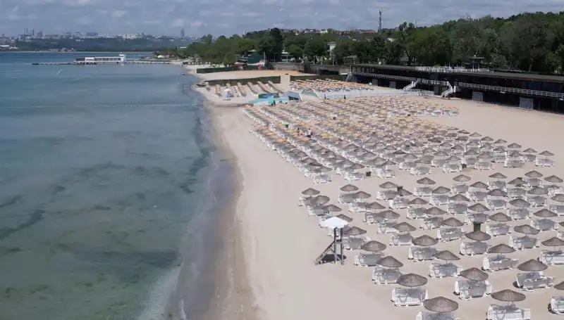İstanbul Plajları 2025 Giriş Ücretleri: Sarıyer, Florya ve Adalar Fiyat Listesi Açıklandı