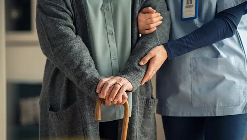 102 Yaşında, Dünyanın En Yaşlı Doktorunun Uzun Yaşam Sırları