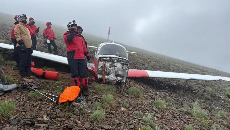 Türk Pilota Korkunç Kaza: Uçak Düştü, Hayatını Kaybetti, Bir Yolcu Kurtarıldı!