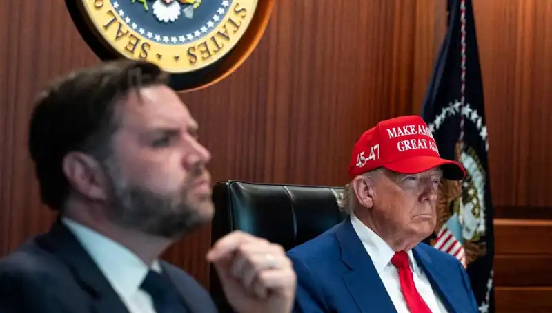 Trump’ın Azil Tasarısı Reddedildi: Siyasi Gelişmeler ve Sonuçları