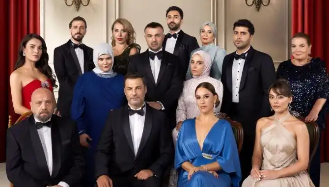 Kızılcık Şerbeti Yeni Sezon Başlangıcıyla Ekranlara Dönüyor!