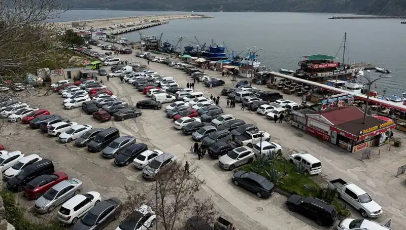 Bayram Tatilinde Yerli Turizm Büyük İlgi Gördü: 14 Bin 600 Araç Giriş Yaptı