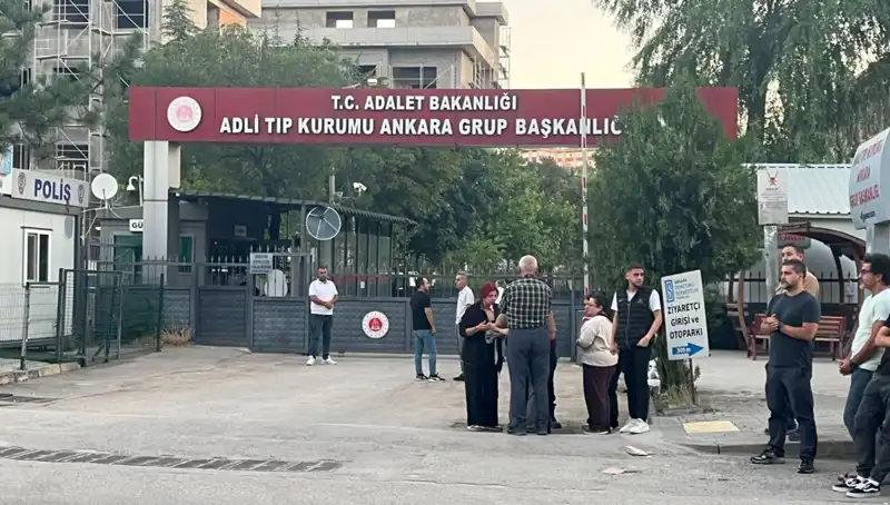 Şehitlerin Naaşları Yürek Parçalayan Törenle Ankara'ya Getirildi